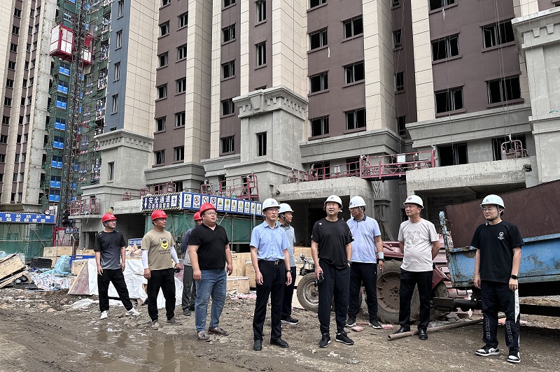 永利娱场城app领导班子深入在建项目开展安全检查
