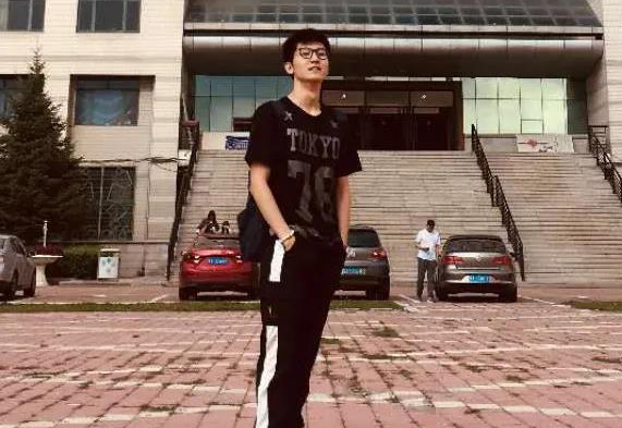 新生青年，新生力量丨突破自我，让青春在奋斗中绽放光芒